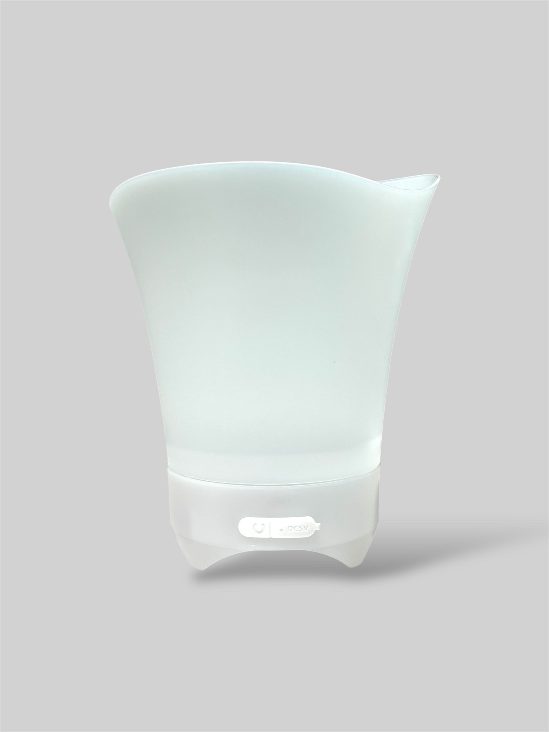 Cubitera LED blanca con carga USB