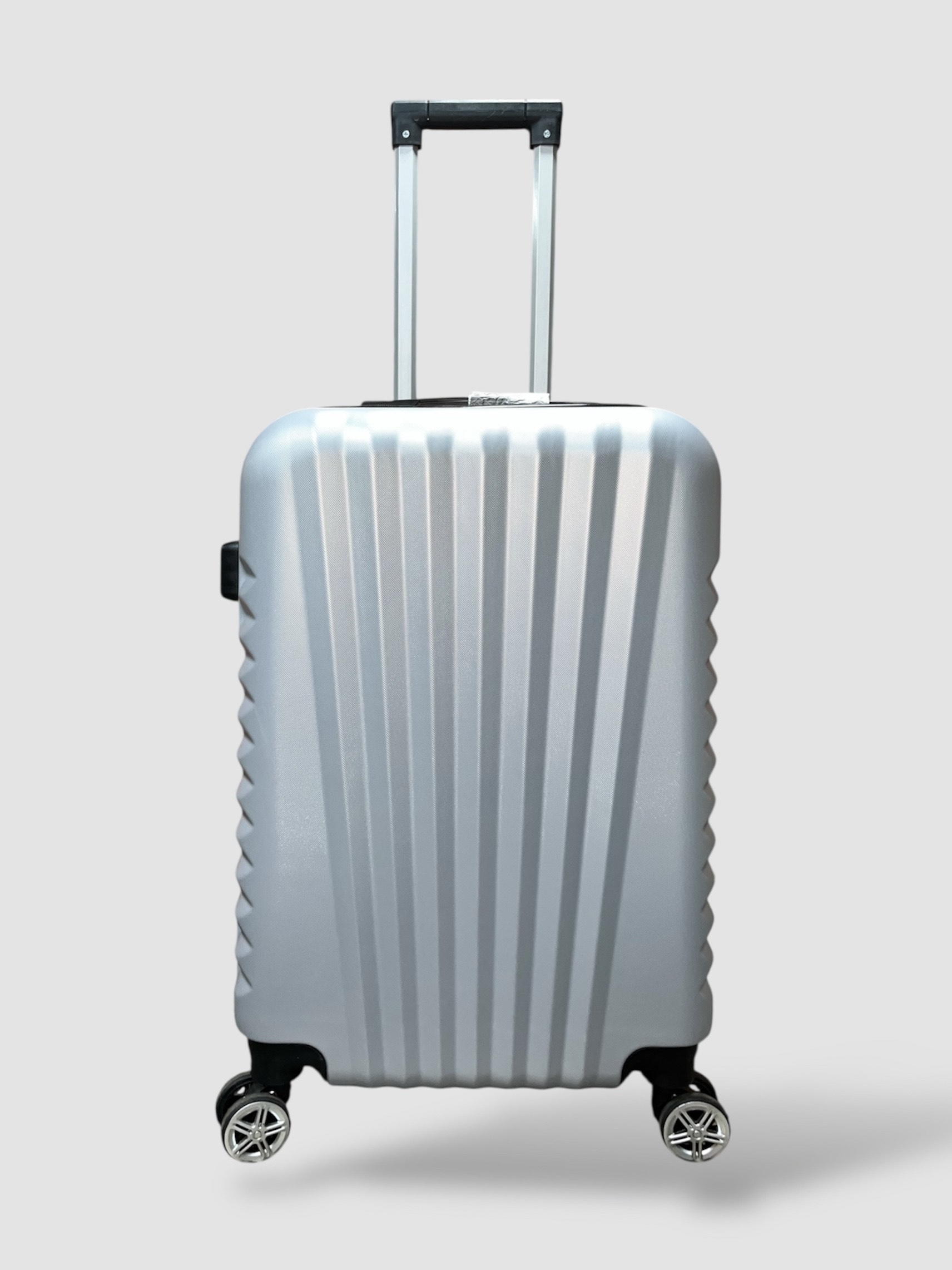 Maleta rígida gris plata estriada